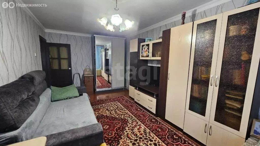 3-комнатная квартира: Абакан, улица Пушкина, 170 (61.1 м) - Фото 2