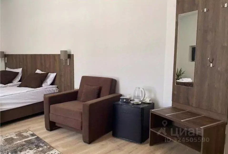 Комната Карачаево-Черкесия, Зеленчукский район, с. Архыз, пос. ... - Фото 1