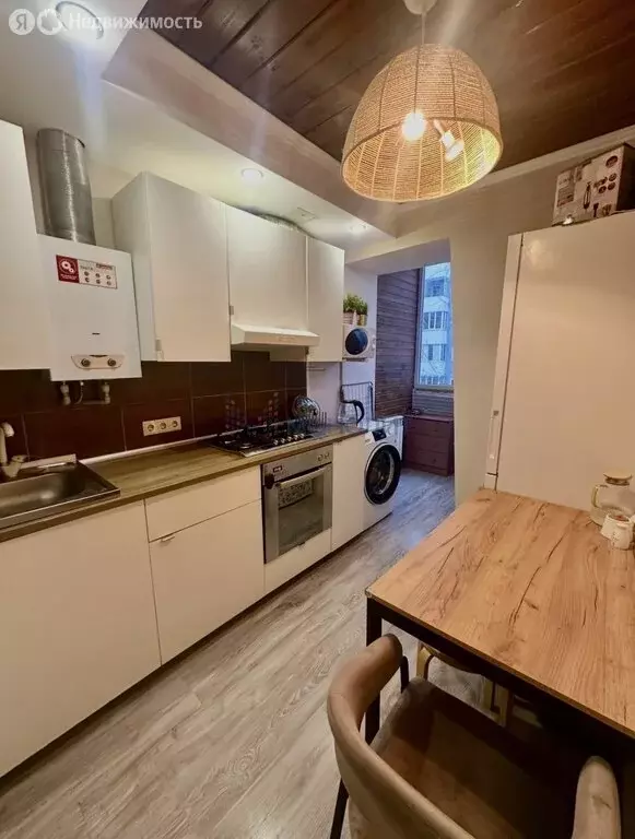 3-комнатная квартира: Нижний Новгород, улица Пискунова, 3к1 (47.4 м) - Фото 1