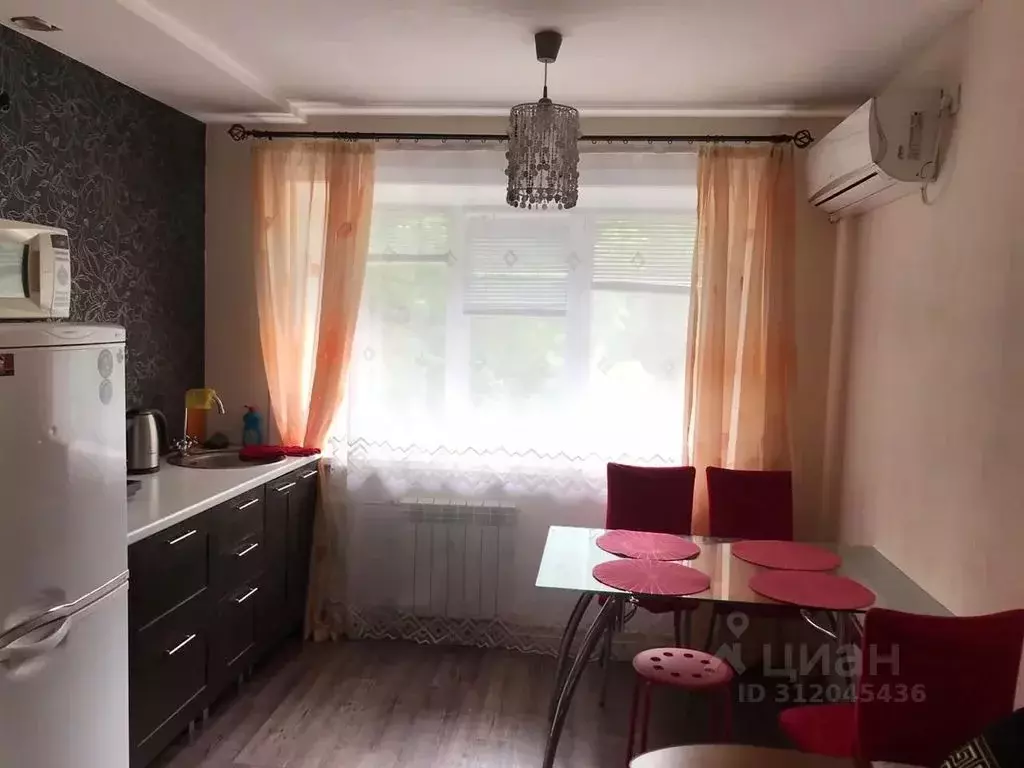2-к кв. Хабаровский край, Хабаровск Уссурийский бул., 15 (39.0 м) - Фото 1