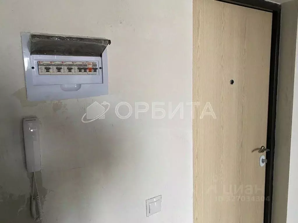 1-к кв. Тюменская область, Тюмень ул. Тимофея Чаркова, 69 (29.4 м) - Фото 2