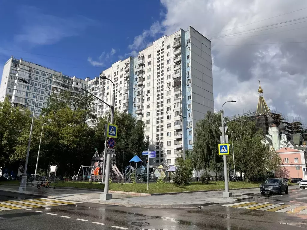 3-к кв. Москва ул. Сокольнический Вал, 50к2 (73.1 м) - Фото 0