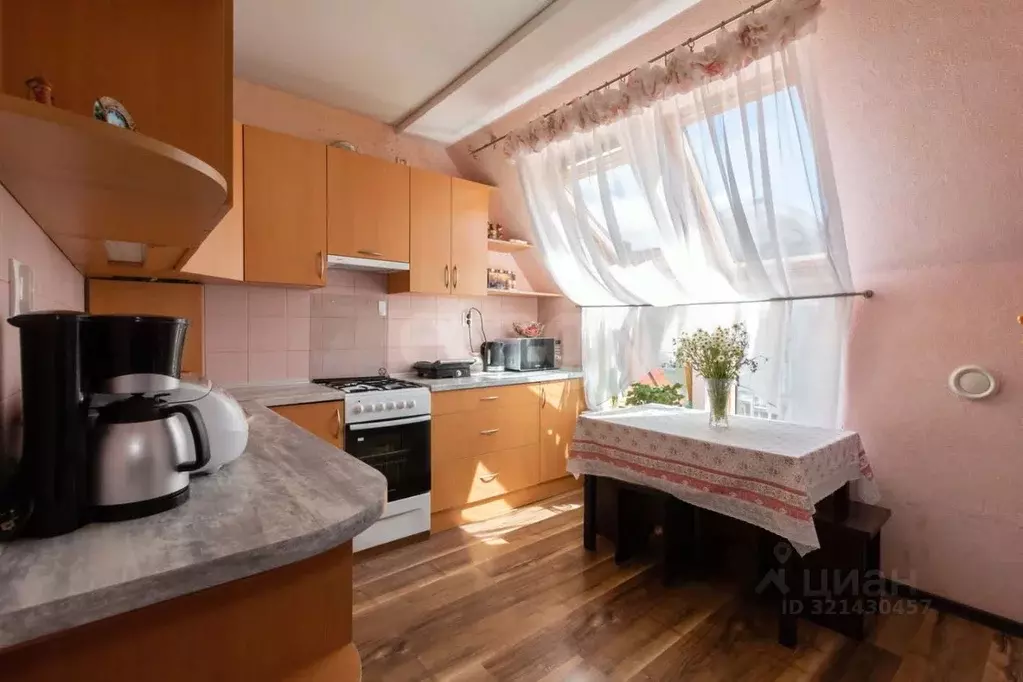 3-к кв. Калининградская область, Гурьевск бул. Пражский, 9 (79.0 м) - Фото 0