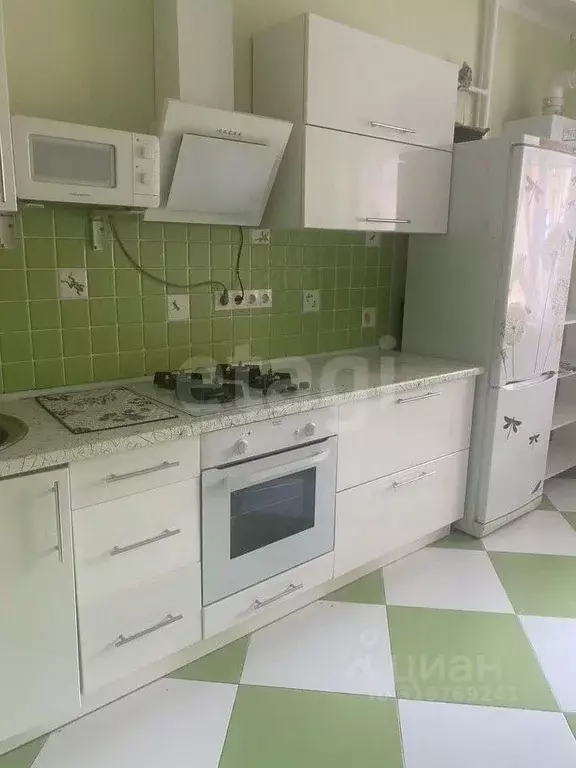 1-к кв. Ростовская область, Батайск ул. Северная Звезда, 10 (52.0 м) - Фото 1