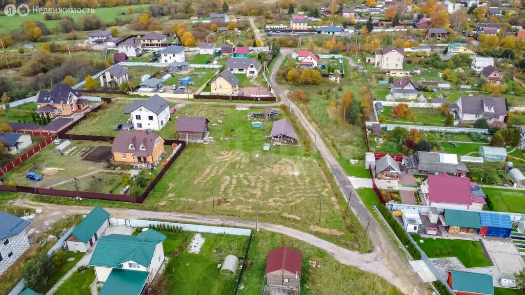 Участок в деревня Старые Заводы, Сиреневая улица (15 м) - Фото 0