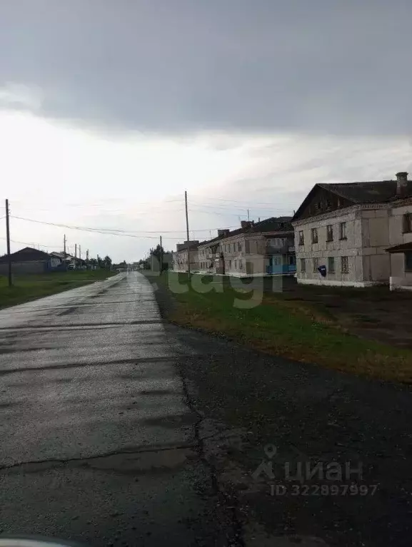 2-к кв. Свердловская область, Талицкий муниципальный округ, с. ... - Фото 1