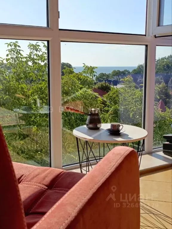 2-к кв. Калининградская область, Янтарный пгт ул. Балебина, 27 (50.0 ... - Фото 1