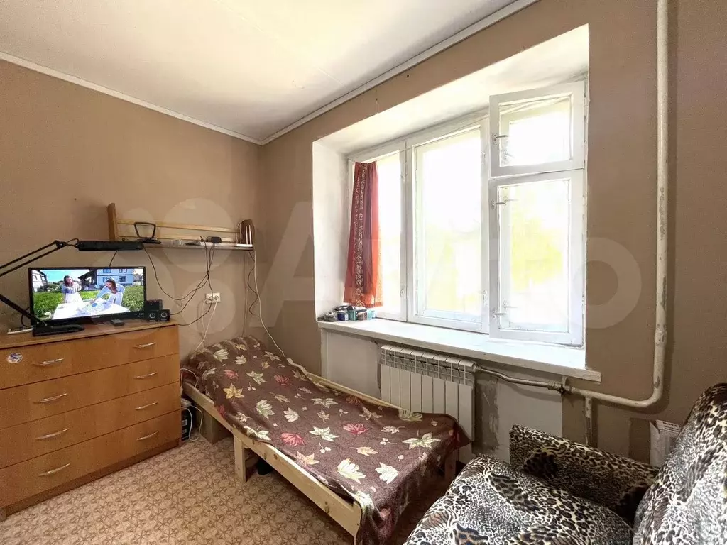 Комната 13 м в 5-к., 2/5 эт. - Фото 1