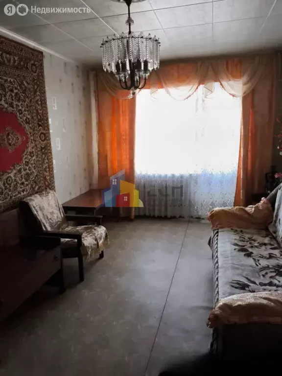 3-комнатная квартира: Новомосковск, улица Орджоникидзе, 3 (62 м) - Фото 2