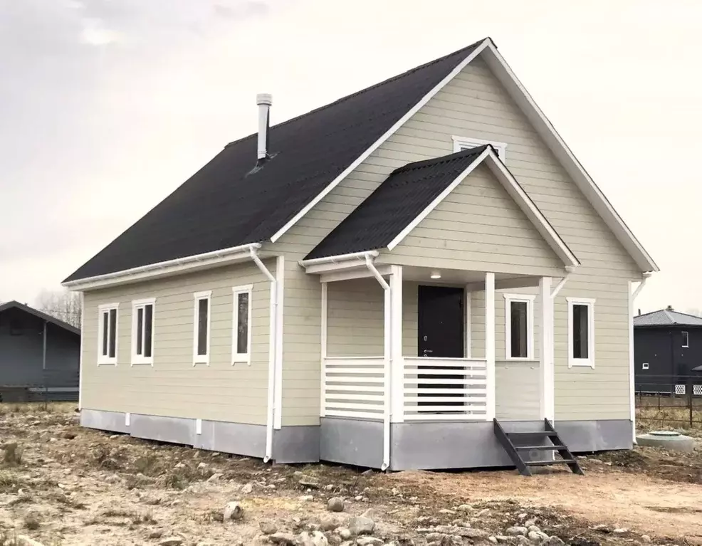 Дом в Ленинградская область, Кировский район, Синявинское городское ... - Фото 1