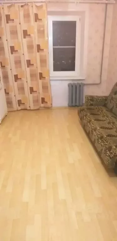 Комната Новгородская область, Великий Новгород ул. Космонавтов, 8 ... - Фото 1