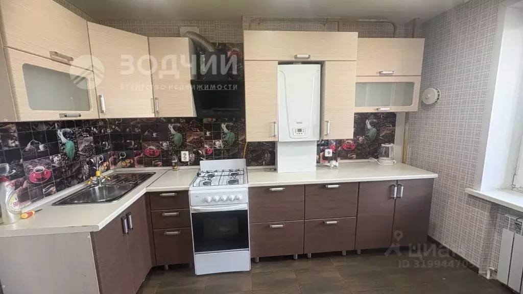 1-к кв. Чувашия, Цивильск Цивильский район, ул. Строителей, 12 (33.4 ... - Фото 1