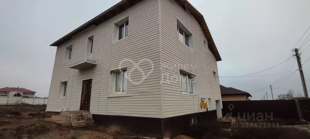 Дом в Волгоградская область, Волгоград Александрийская ул. (372 м) - Фото 1