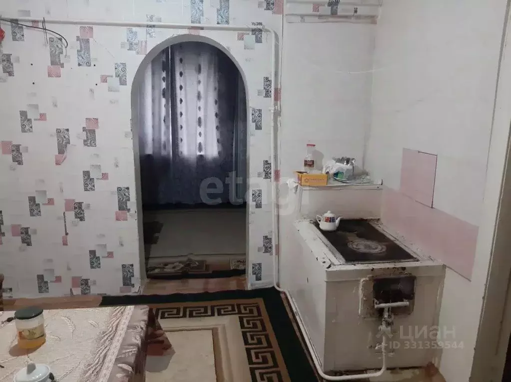 Дом в Ставропольский край, Красногвардейский муниципальный округ, пос. ... - Фото 1
