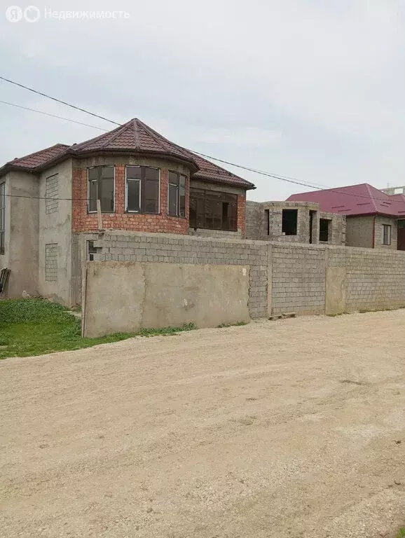 Дом в посёлок городского типа Ленинкент, Рельефная улица (220 м) - Фото 0