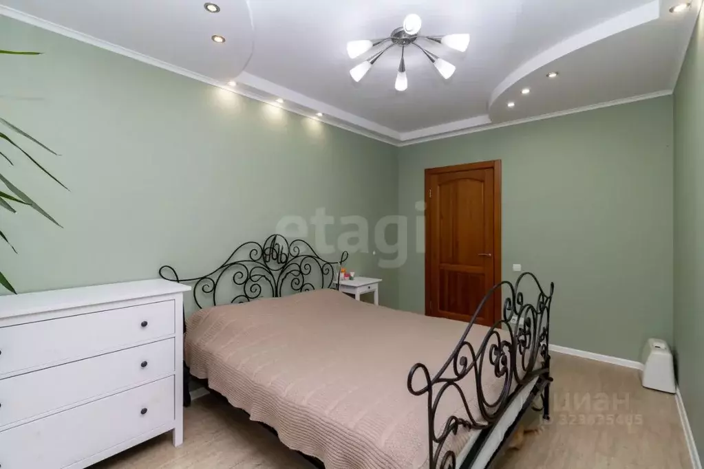 4-к кв. Красноярский край, Красноярск ул. Алексеева, 109 (81.6 м) - Фото 1