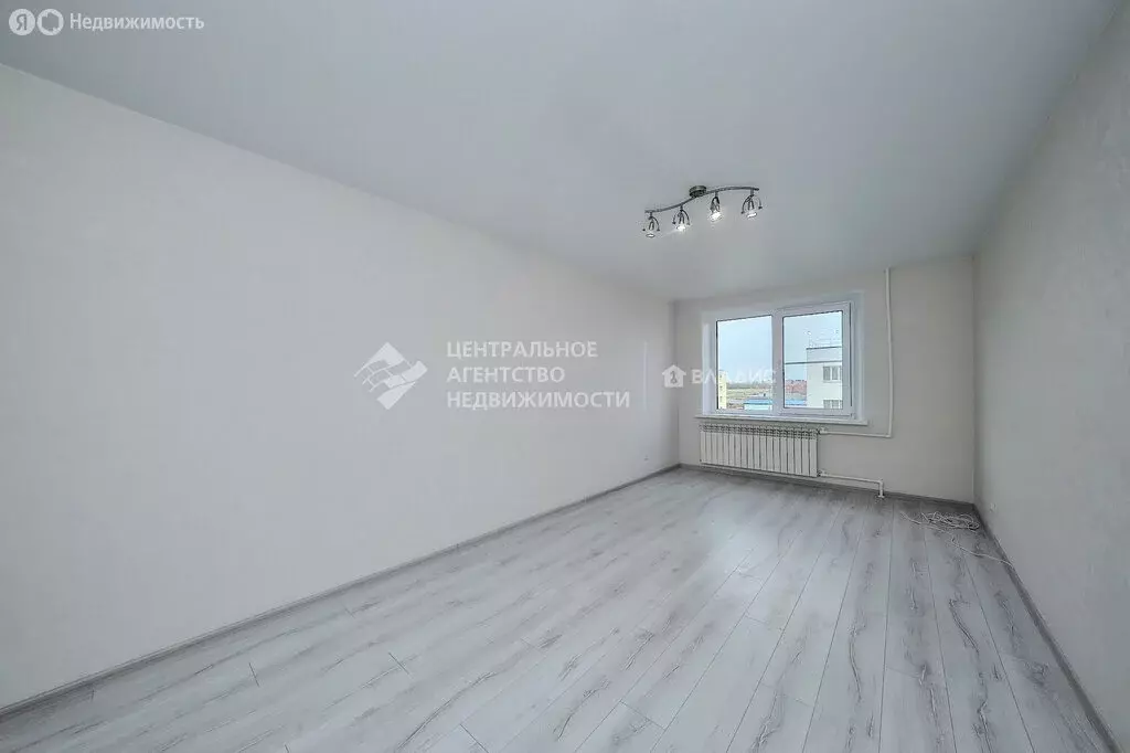 2-комнатная квартира: Рыбное, Большая улица, 12 (52 м) - Фото 1