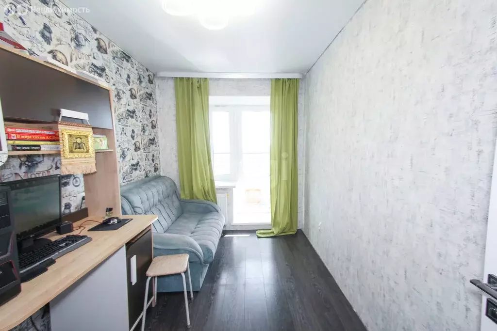 1-комнатная квартира: Тобольск, 7-й микрорайон, 37 (30.4 м) - Фото 1