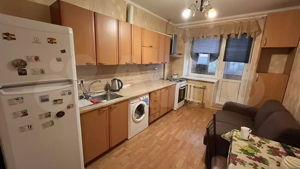 1-к. квартира, 44 м, 8/10 эт. - Фото 0