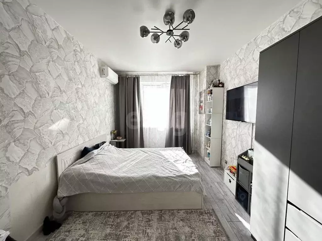 2-к кв. Курганская область, Курган Заозерный жилрайон, 1-й мкр, 35к1 ... - Фото 1