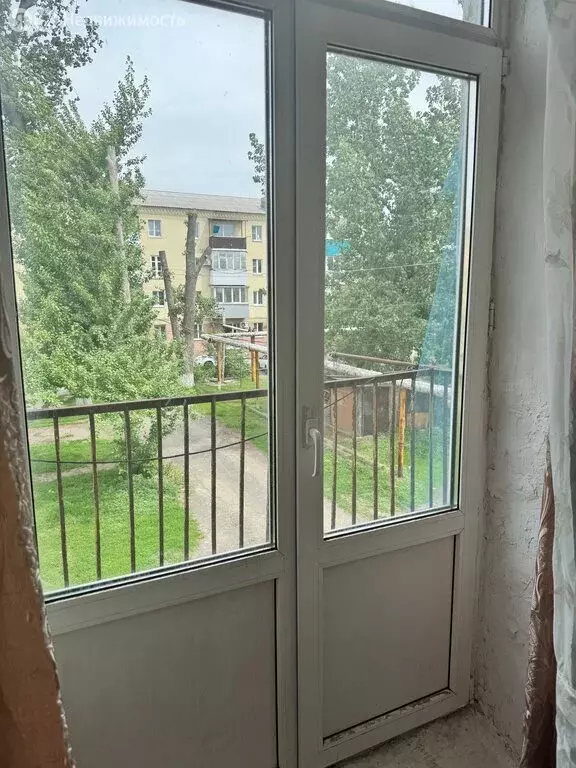 2-комнатная квартира: Зверево, улица Космонавтов, 33 (44.1 м) - Фото 0