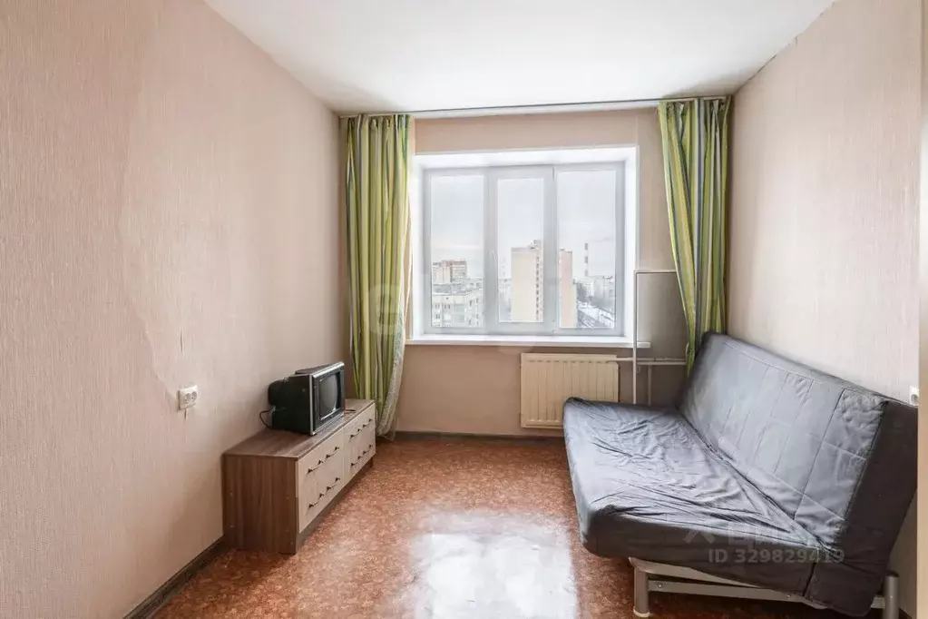 5-к кв. Санкт-Петербург ул. Есенина, 30 (90.0 м) - Фото 0