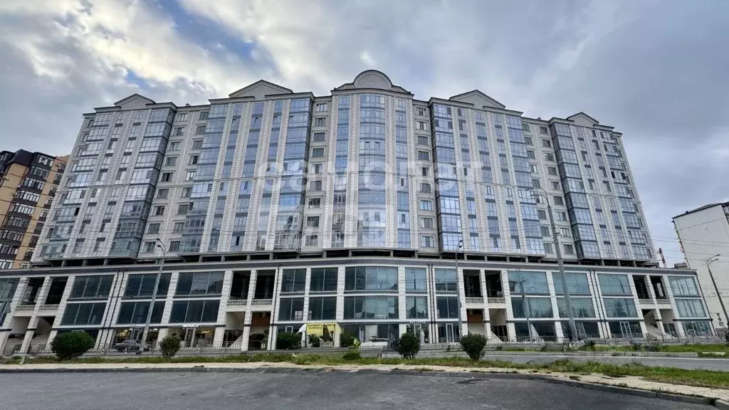 2-к кв. Дагестан, Каспийск просп. Акулиничева, 7 (116.0 м) - Фото 1