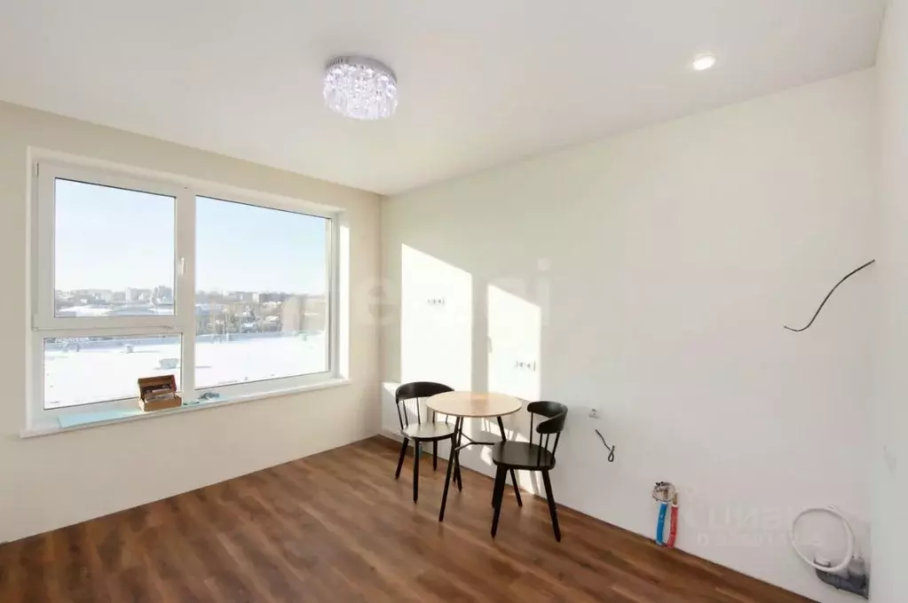 Студия Тюменская область, Тюмень ул. Республики, 205к1с1 (20.0 м) - Фото 1