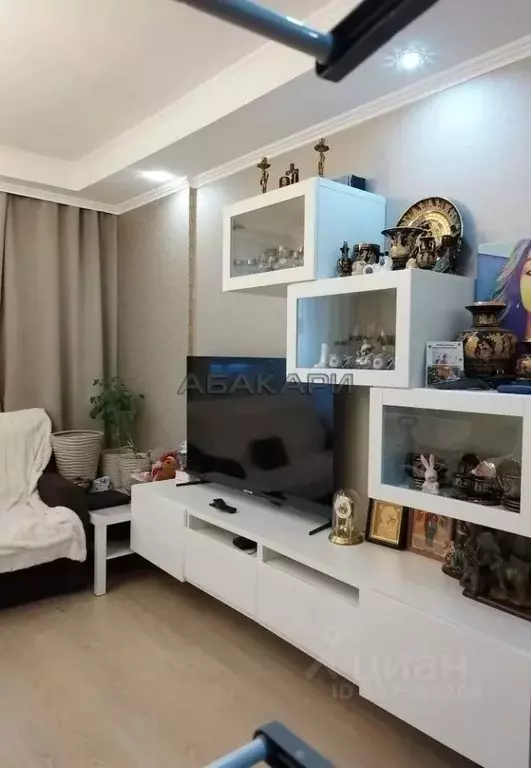 3-к кв. Красноярский край, Красноярск ул. Кутузова, 83А (72.0 м) - Фото 2