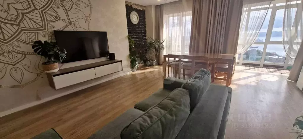 4-к кв. Приморский край, Владивосток ул. Прапорщика Комарова, 45А ... - Фото 1