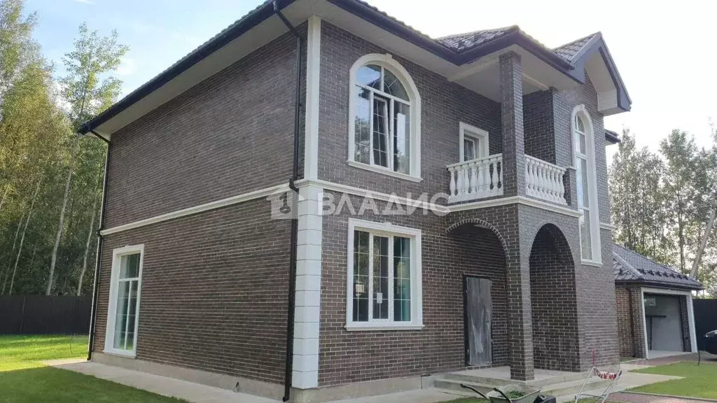 Дом в Ленинградская область, Всеволожск просп. Гончарова (302 м) - Фото 1