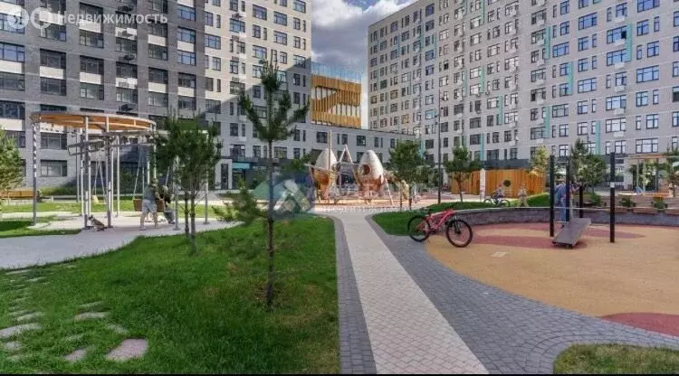 1-комнатная квартира: Тюмень, улица Тимофея Чаркова, 87 (44.2 м) - Фото 1
