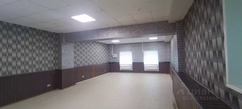 Помещение свободного назначения в Свердловская область, Екатеринбург ... - Фото 2