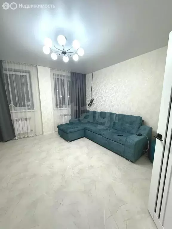 2-комнатная квартира: Абакан, улица Кирова, 185к1 (67.8 м) - Фото 1