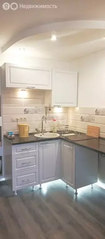 Квартира-студия: Кемерово, проспект Ленина, 135А (23 м) - Фото 0