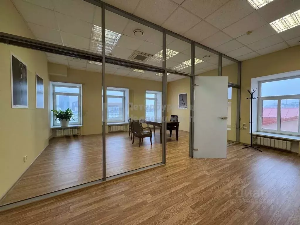 Офис в Санкт-Петербург Синопская наб., 46-48Ж (186 м) - Фото 1