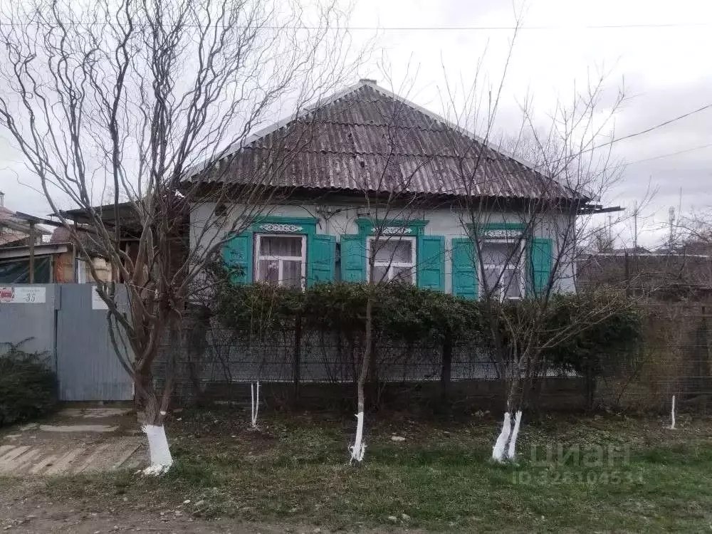 Дом в Краснодарский край, Апшеронск Пионерская ул. (42 м) - Фото 1