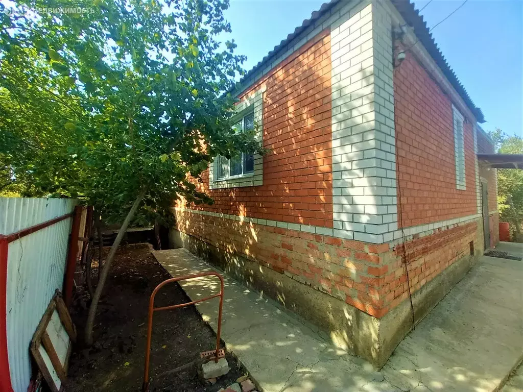 Дом в Ейск, Шоссейная улица (105 м) - Фото 1