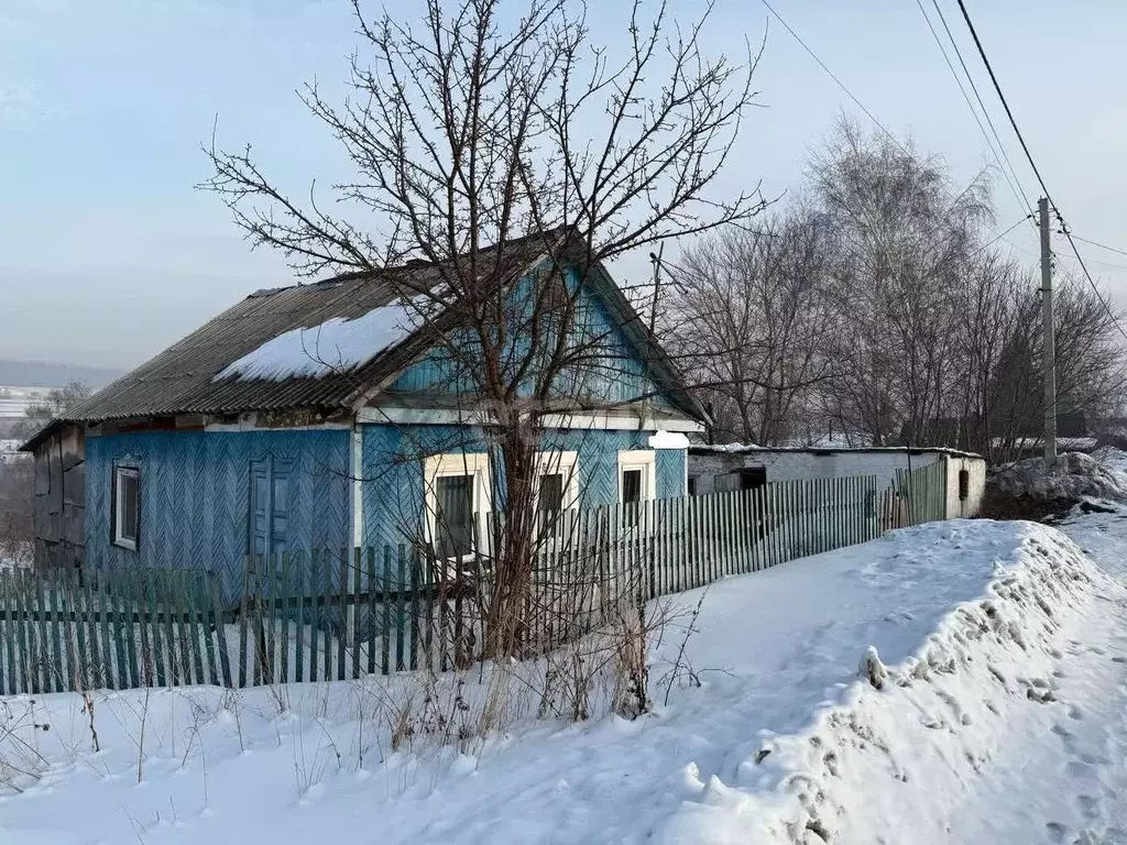 Дом в Кемеровская область, Кемерово пос. Комиссарово, ул. 2-я ... - Фото 0