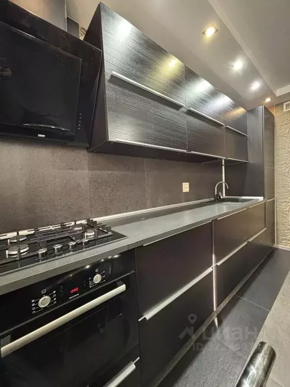 2-к кв. Ростовская область, Батайск ул. Половинко (70.0 м) - Фото 1