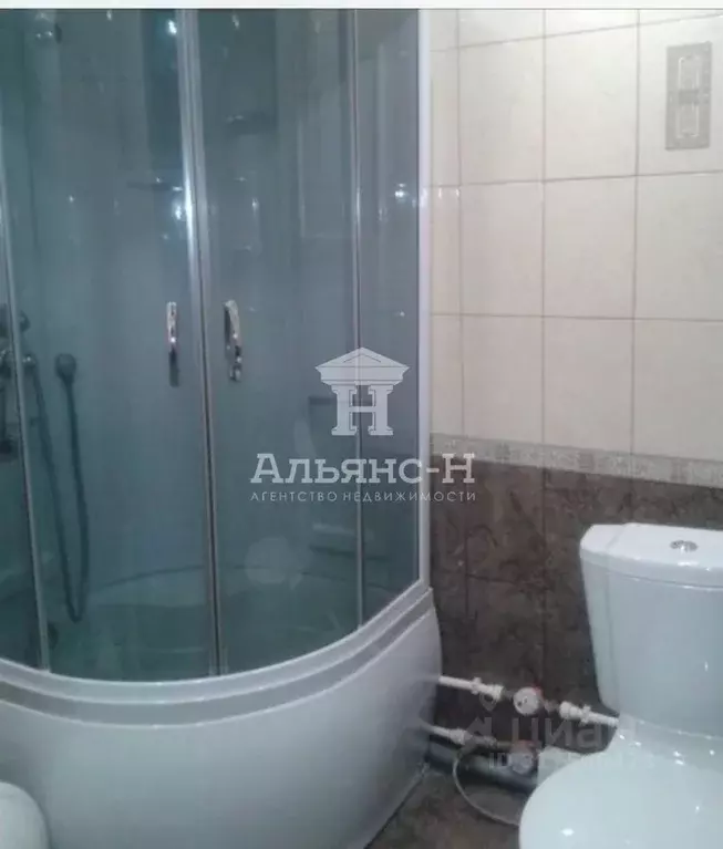 1-к кв. Ростовская область, Азов Азовский район, ул. Макаровского, 88 ... - Фото 0