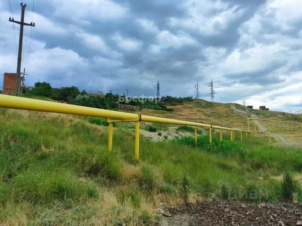 Участок в Крым, Феодосия ул. Вити Коробкова (9.8 сот.) - Фото 1