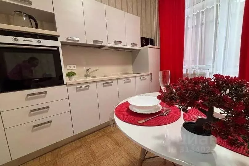 1-к кв. Нижегородская область, Нижний Новгород ул. Фрунзе, 14 (60.0 м) - Фото 1