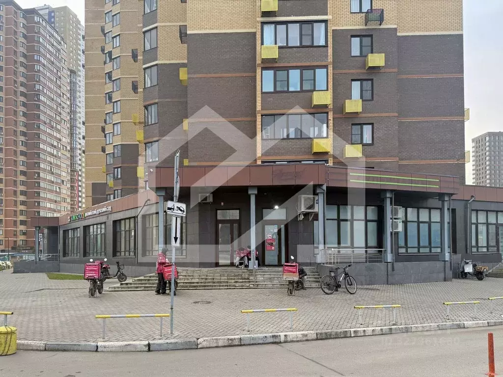 Помещение свободного назначения в Московская область, Красногорск ул. ... - Фото 1