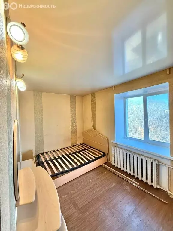 3-комнатная квартира: Комсомольск-на-Амуре, улица Гамарника, 18 (50.8 ... - Фото 2