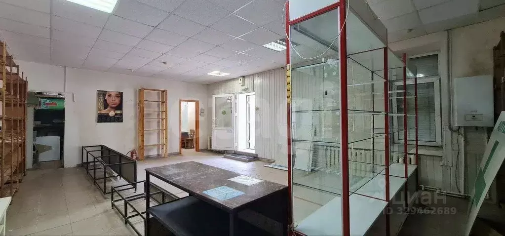 Помещение свободного назначения в Калужская область, Спас-Деменск ... - Фото 1