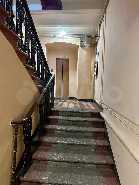 Комната 30,5 м в 7-к., 2/5 эт. - Фото 1
