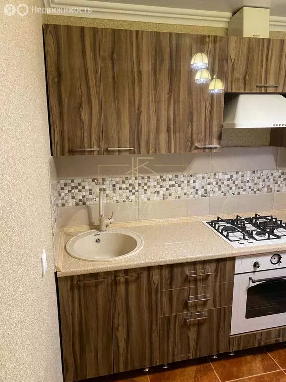 2-комнатная квартира: Владикавказ, улица Генерала Дзусова, 25/1 (48 м) - Фото 1