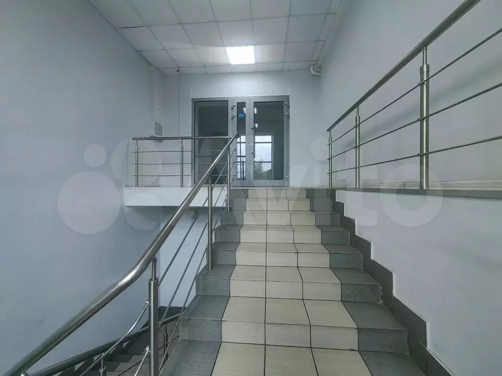 Под офис/торговлю/услуги в районе Октябрьской пл - Фото 1