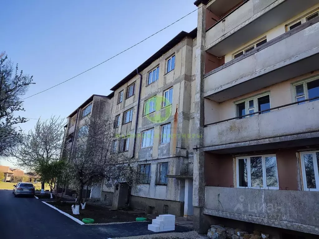 1-к кв. Крым, Первомайский район, с. Стахановка ул. Ленина, 6 (36.1 м) - Фото 1